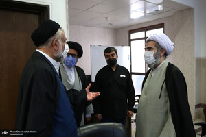 دیدار سرپرست موسسه تنظیم و نشر آثار امام خمینی(ره) با آیت الله اعرافی