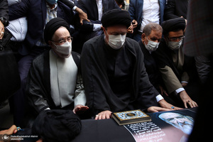 مراسم تشییع پیکر حجت الاسلام و المسلمین سید محمود دعایی از موسسه اطلاعات