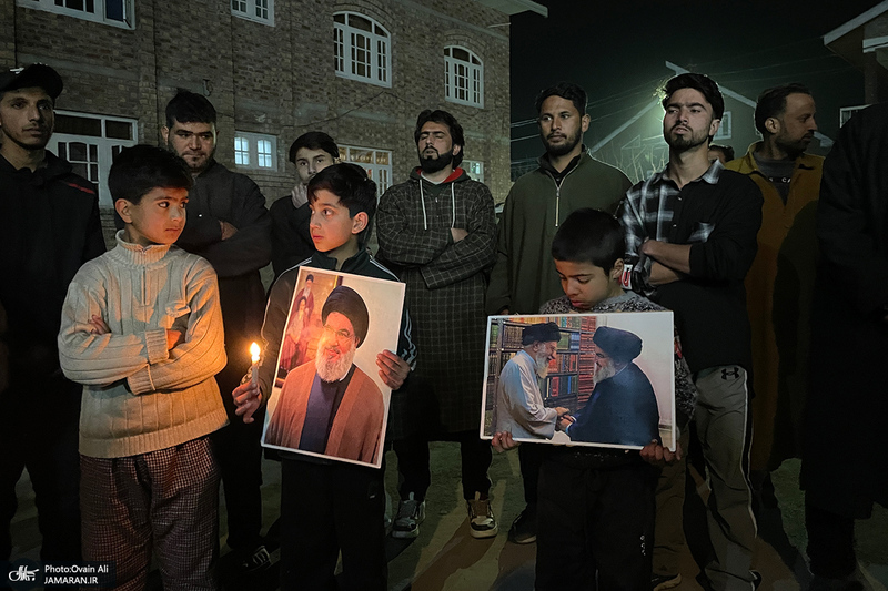 دسته عزاداری شیعیان کشمیر در آستانه تشییع پیکر شهید سید حسن نصرالله (ره)