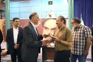 ورکشاپ نقطه عطف در حسینیه جماران