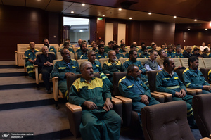مراسم قدردانی از زحمات کارگران شهرداری حرم امام خمینی (س)