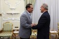 پزشکیان به عاصم منیر: آمریکا برای هرگونه مذاکره ابتدا باید فشارها، تهدیدها تحریم‌ها را بردارد/ ملت ما امروز به آمریکا اعتماد ندارد و معتقد است اگر مذاکره کنیم، دوباره به ما حمله خواهند کرد/ جنگ برای کل منطقه خرابی و خسارت رقم خواهد زد