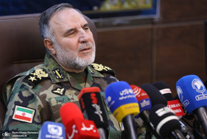 نشست خبری فرمانده نیروی زمینی ارتش