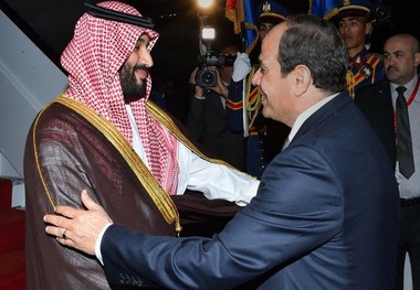 عکسی از بن سلمان در مصر که خشم سعودی ها را برانگیخت