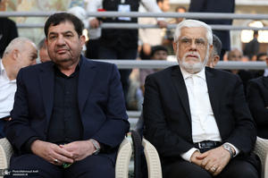 حضور شخصیت‌های سیاسی و مسئولان کشوری و لشکری در مراسم سالگرد ارتحال حضرت امام خمینی (س) -1