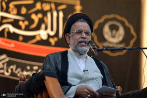 مراسم عزاداری شب عاشورای حسینی (ع) در حرم امام خمینی (س)