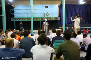 بازدید جمعی از دانشجویان بین‌الملل دانشگاه علامه طباطبایی به عنوان سفیران تمدن اسلامی از جماران