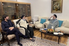 دیدار سید محمد خاتمی با سید هادی خامنه‌ای/ تأکید خاتمی بر فعال بودن دیپلماسی و عقلانیت و دستیابی به آرامش و صلح شرافتمندانه/ دبیرکل مجمع نیروهای خط امام مواضع خاتمی را مهم و قابل توجه دانست