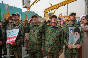 مراسم گلباران بیت امام خمینی(س) در قم