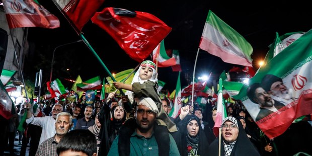 وال‌استریت ژورنال: توافق ایران، بیش از پیروزی راهبردی، تلاش ترامپ برای خروج از جنگ است