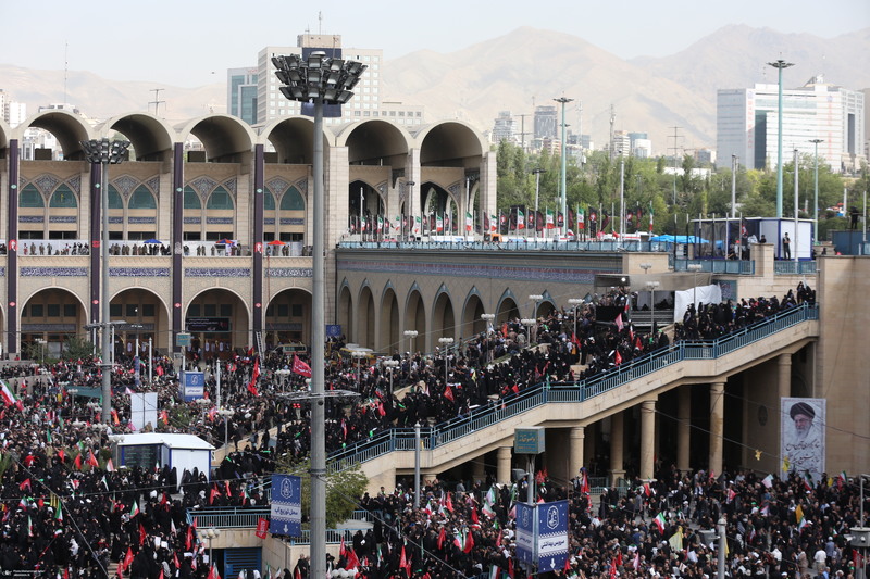 مراسم وداع رهبر شهید در مصلی امام خمینی