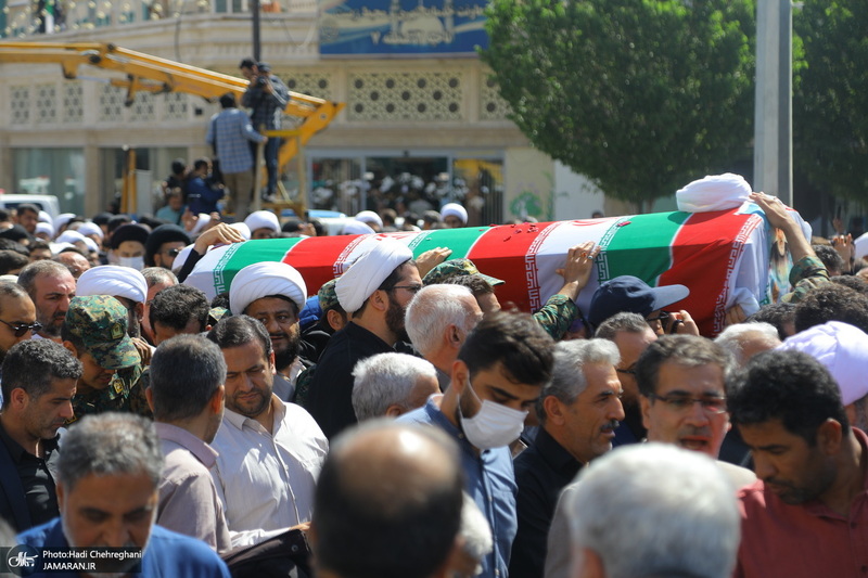 تشییع مرحوم آیت الله عباسعلی سلیمانی (ره) در حرم مظهر حضرت معصومه (س)