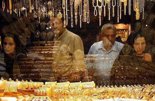 قاچاق و مالیات بر ارزش افزوده، مشکلات اصلی طلافروشان مشهد