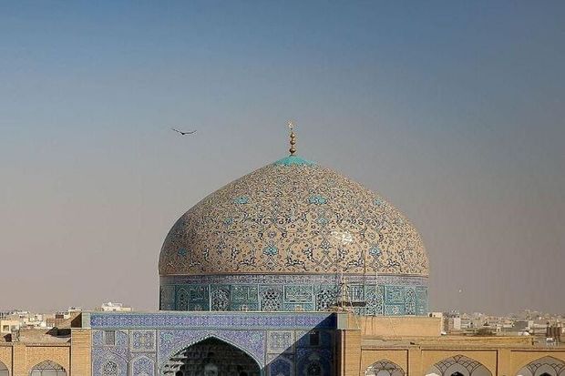 قضاوت در باره مرمت گُنبد مسجد شیخ لطف‌الله زودهنگام است
