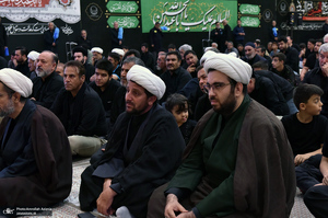 اولین شب عزاداری حضرت اباعبدالله الحسین (ع) در حرم امام خمینی