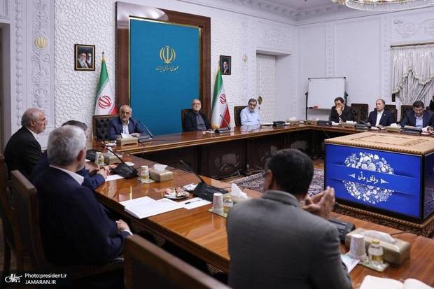 دولت آرایش اقتصادی جدیدی اعلام کرد/ هدف مدیریت شرایط ویژه کشور است/ آخرین وضعیت بازار ارز تشریح شد