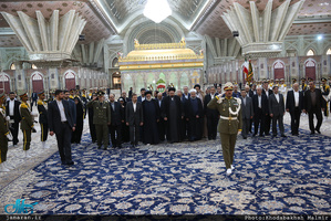 تجدید میثاق رئیس جمهور و هیات دولت با آرمان حضرت امام(س) 