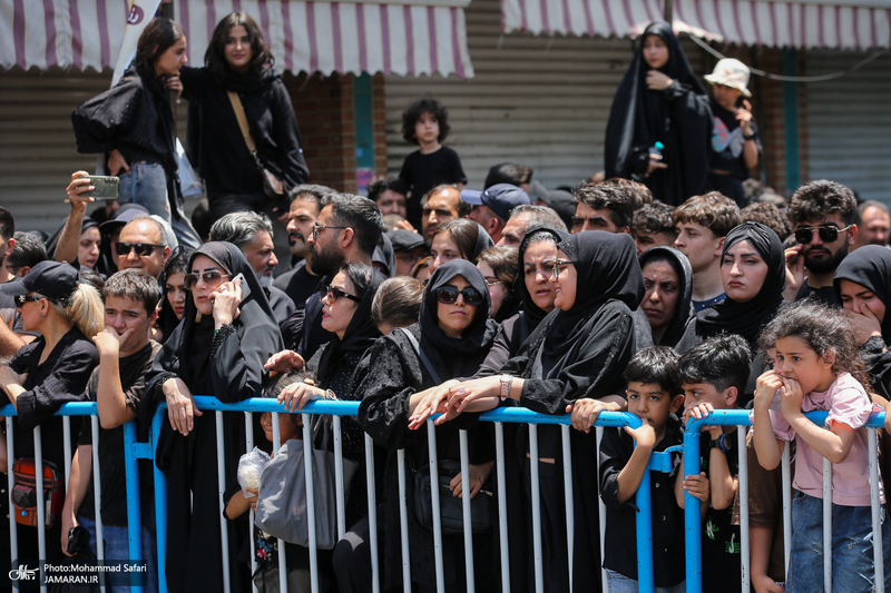 عزاداری ظهر عاشورا در تهران
