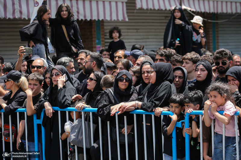 عزاداری ظهر عاشورا در تهران