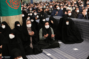 مراسم عزاداری شب شهادت حضرت ‌زهرا (س) در حسینیه امام خمینی