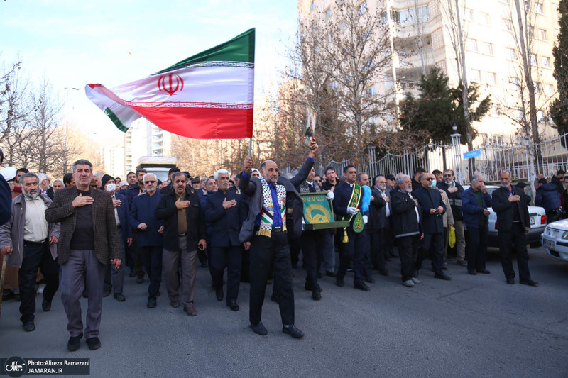 تشییع پیکر شهدای مدافع حرم در شهرک شهید محلاتی