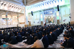 آیین خطبه خوانی همزمان با آغاز دهه فجر در حرم کریمه اهل بیت(س)