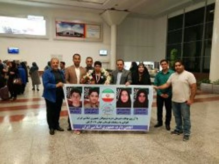 نایب قهرمان مسابقات جهانی دارت وارد شیراز شد