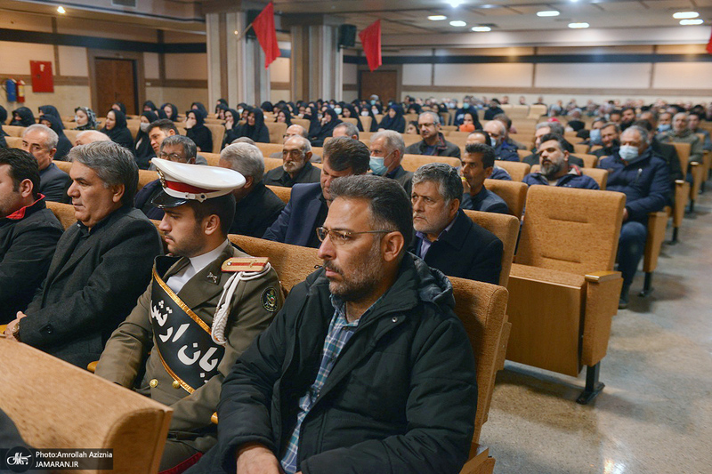 مراسم بزرگداشت دو نفز از کارمندان مرحوم آستان امام خمینی