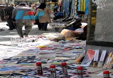 طرح ساماندهی دست فروشان در دستور کار شهرداری سنندج قرار دارد