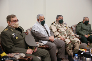 حاشیه های تجدید بیعت فرماندهان ارشد نیروهای مسلح با آرمان های امام خمینی (س)