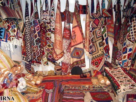 صدور 410 پروانه تولید صنایع دستی در فارس