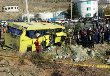 علت اصلی واژگونی اتوبوس تا پنجشنبه مشخص می شود