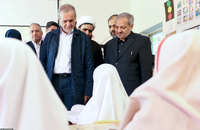 پزشکیان در مدرسه (23)