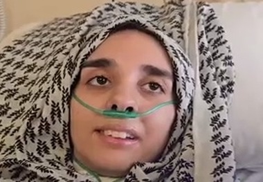 ببینید/ فرزند دانشمند شهید هسته‌ای پس از ماه‌ها به هوش آمد