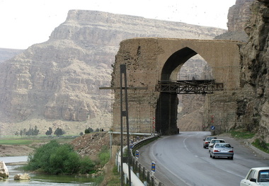 لرستان آماده استقبال از مسافران نوروزی است