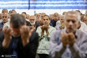 نماز عيد سعيد قربان در دانشگاه تهران