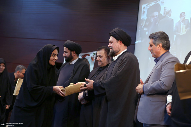 مراسم تجلیل از فعالان نهج‌البلاغه در حرممطهر امام خمینی (س)