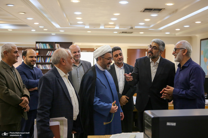 بازدید رئیس موسسه تنظیم و نشر آثار امام خمینی (س) از موسسه اطلاعات
