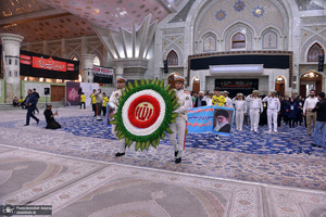 تجدید میثاق تیم های جشنواره ورزشی کارکنان و خانواده های نیروی دریایی با امام خمینی (س)