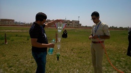 سومین دوره مسابقات کشوری موشکهای آبی  در زمین چمن دانشگاه سمنان آغاز شد