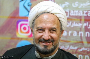 بازدید رئیس موسسه تنظیم و نشر آثار امام خمینی (س) از جماران / حجت الاسلام علی ملانوری