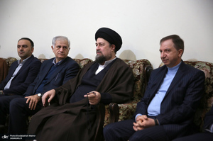 دیدار مدیرعامل و مدیران بانک دی با سید حسن خمینی