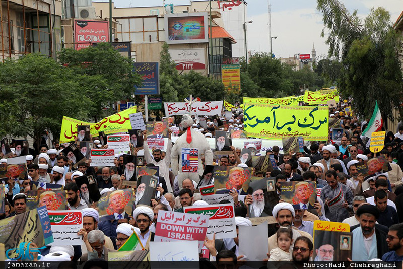 راهپیمایی نمازگزاران نماز جمعه قم در واکنش به خروج آمریکا از برجام