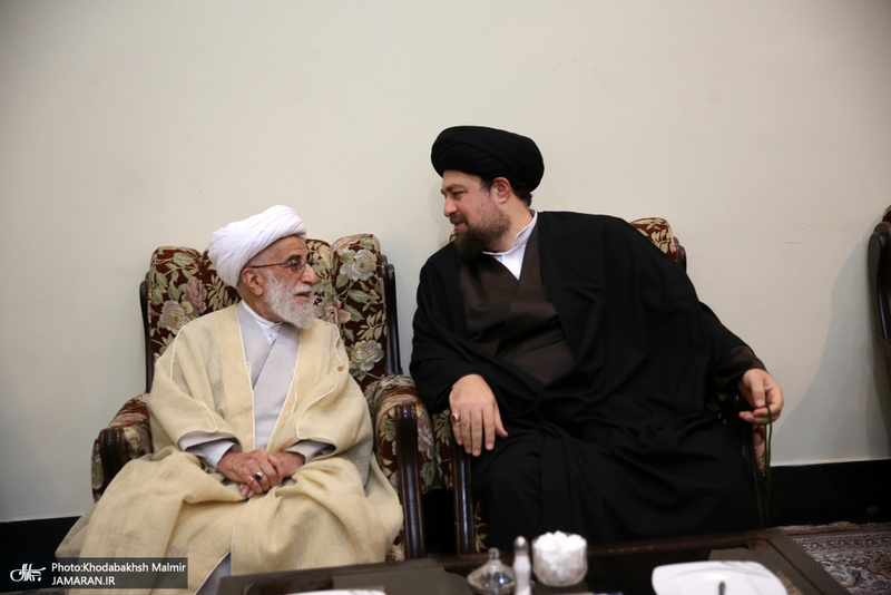 حاشیه های تجدید میثاق رئیس و اعضای مجلس خبرگان رهبری با آرمان های امام خمینی(س)