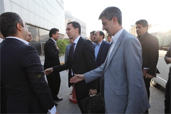 هیات سرمایه گذار فرانسوی ازظرفیت های بندر و شرکت صدرا در بوشهر دیدن کرد