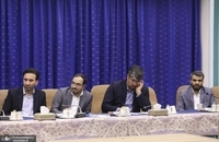 دیدار جمعی از فرزندان شهدا و خانواده ایثارگران با عارف معاون اول رئیس جمهور (10)