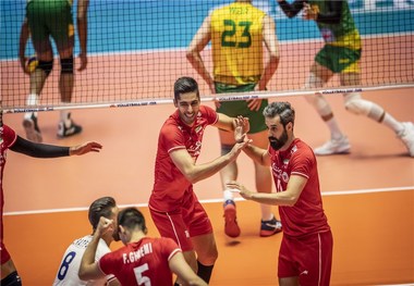 تمرین ملی‌پوشان والیبال در سالن کالدرامای پولودیوو
