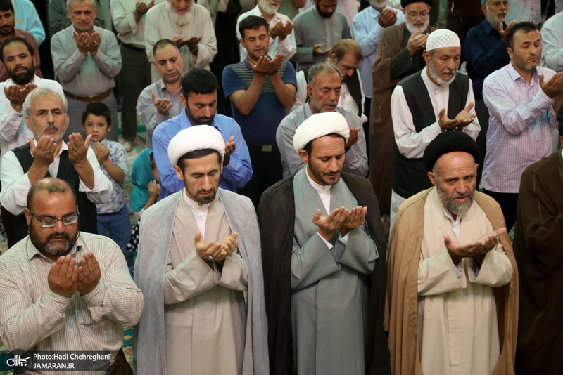 نماز عید سعید قربان در حرم کریمه اهل بیت(ع)