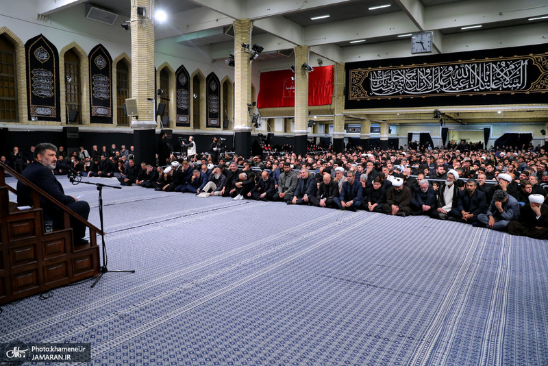 آخرین شب مراسم عزاداری حضرت اباعبدالله الحسین (ع) در حسینیه امام خمینی