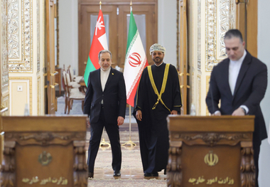 نشست خبری وزرای خارجه ایران و عمان در تهران/ عراقچی: تهران و مسقط متعهد به حفظ ثبات در منطقه هستند/ نظر قاطع در منطقه مخالفت با طرح های صهیونیستی برای تضعیف کشورهای منطقه است